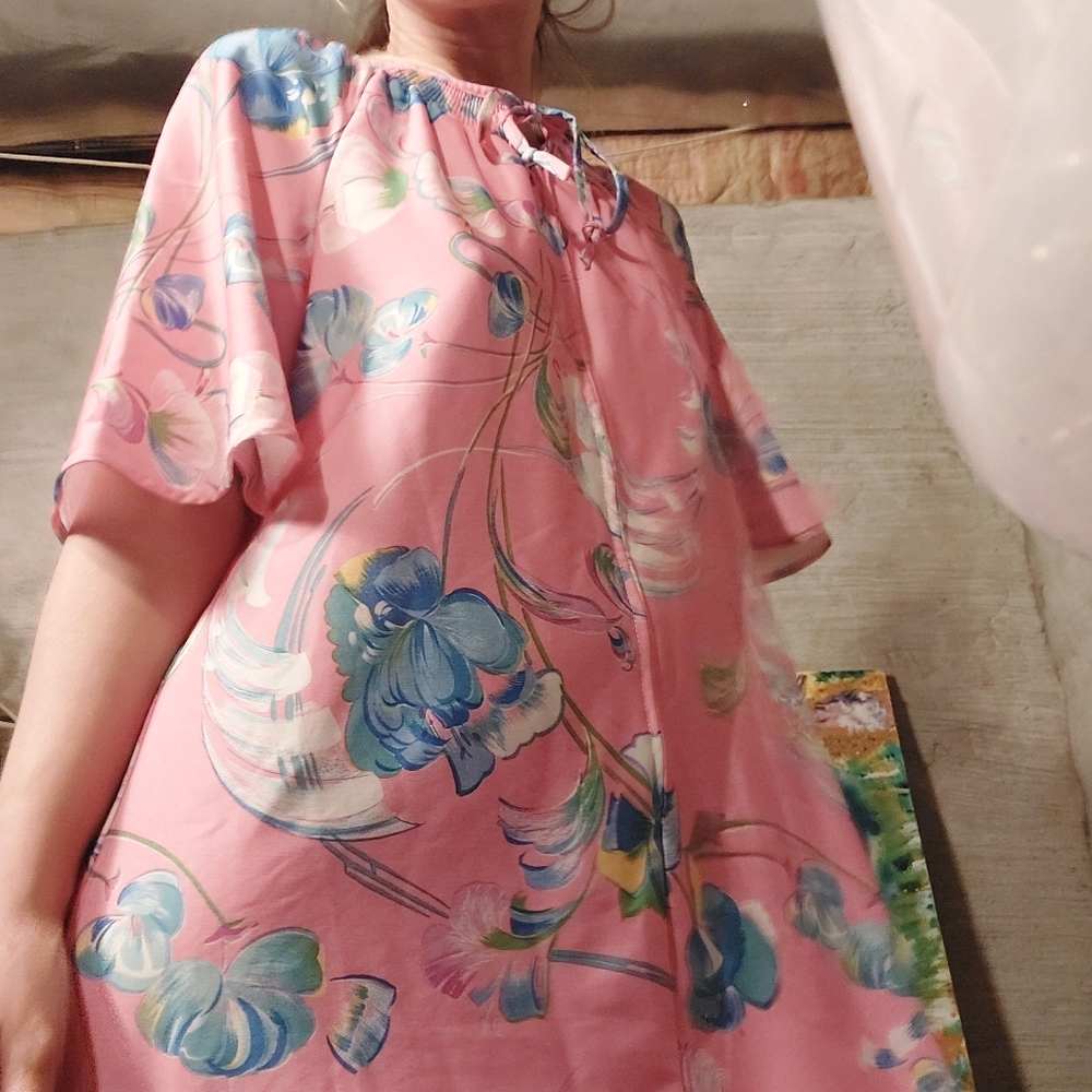 1970's Psychedelic Floral Housedress ~ Robe ~ Lou… - image 4